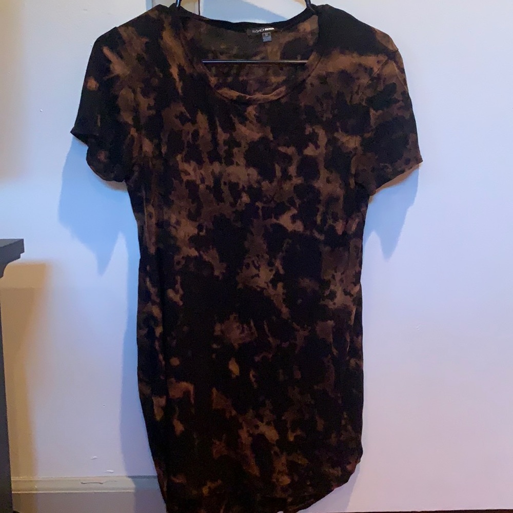 Black and brown tie-dye shirt